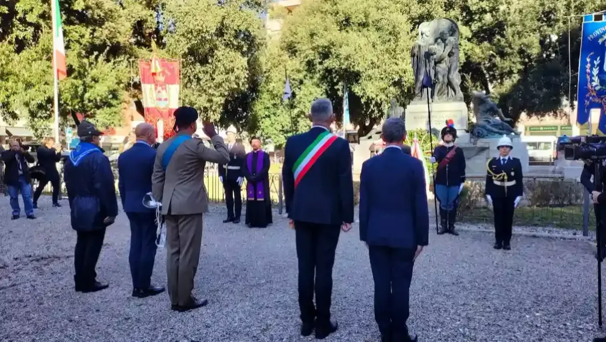 Pordenone onora i suoi eroi: la cerimonia per la Festa dell’Unità Nazionale e delle Forze Armate - 