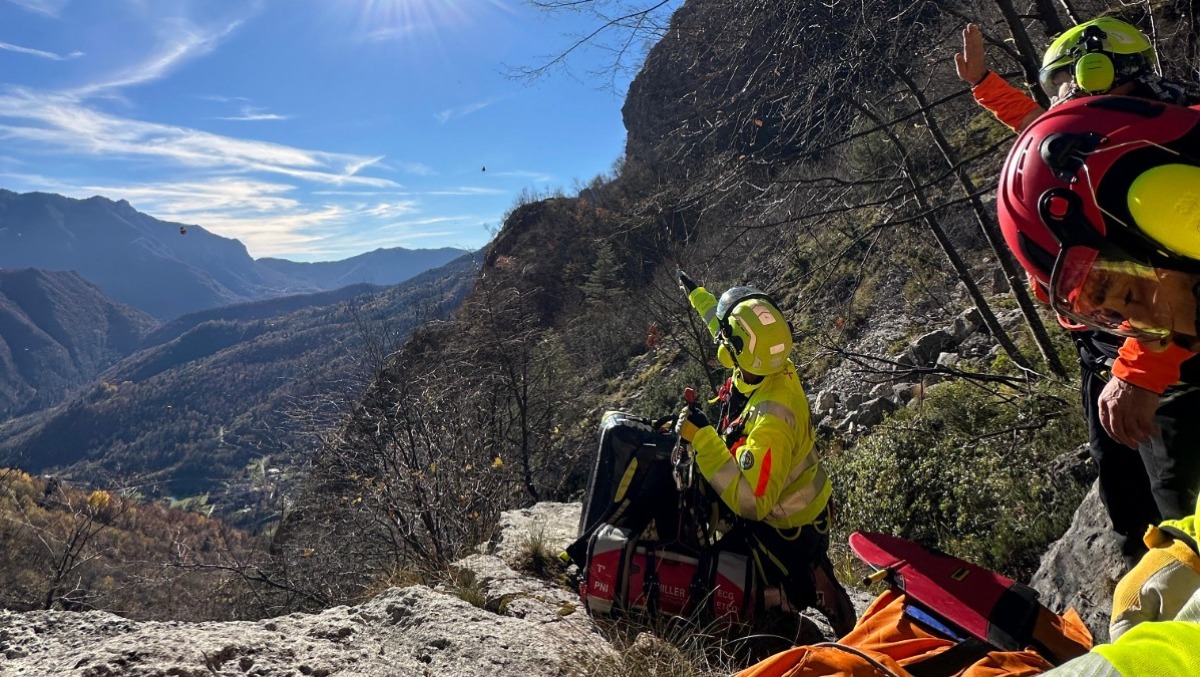 Incidente in parete, alpinista fa un volo di 20 metri: elitrasportato all'ospedale di Vicenza - 