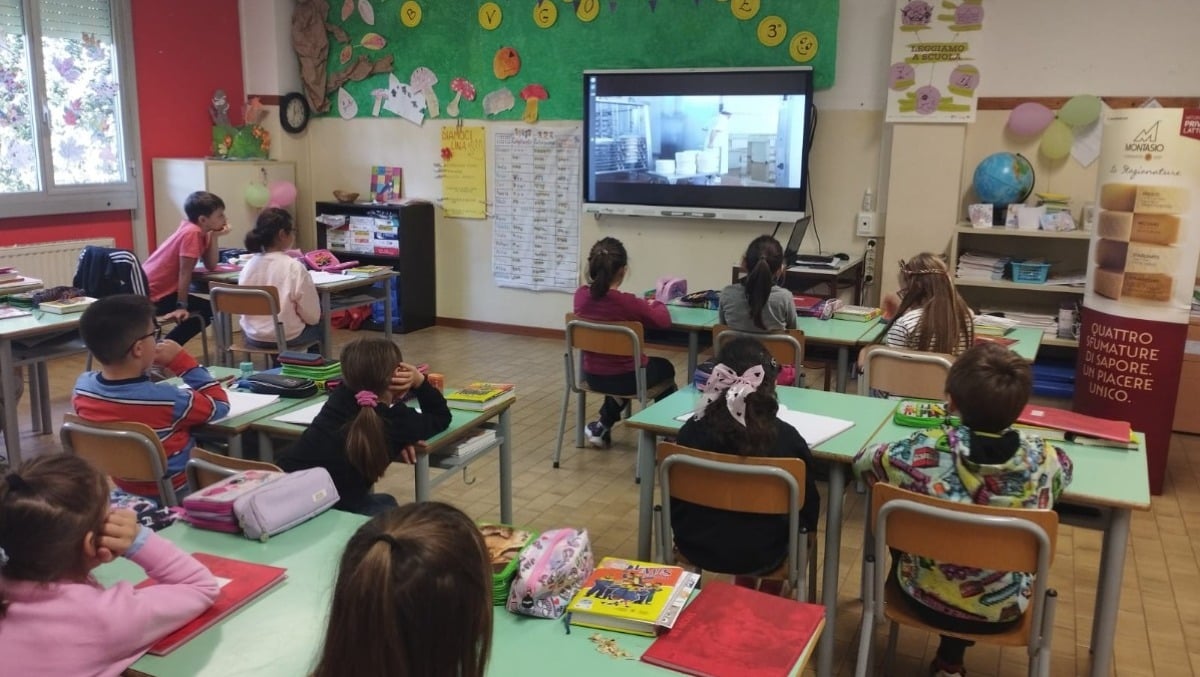 Il Consorzio del Formaggio Montasio porta l’educazione al gusto nelle scuole di Gemona del Friuli - 