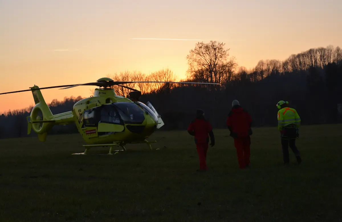 Ragazzo di 17 anni investito mentre si incammina verso l’auto dopo la discoteca - 