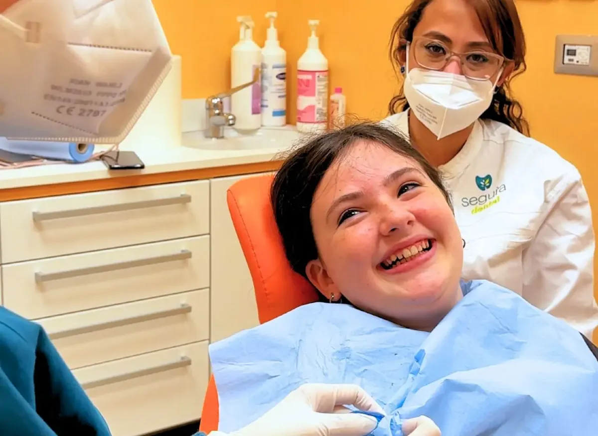 Dentista per bambini a Monza e Muggiò: gli alimenti che aiutano a rinforzare i denti da latte - 