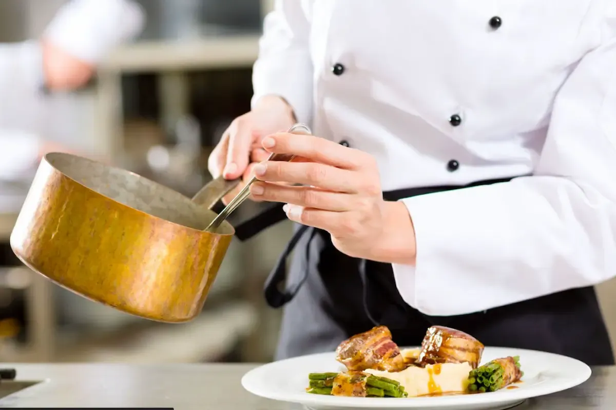 Dal Friuli alla finale nazionale: la cuoca Laura Martinuzzo grande finalista di "Extra Cuoca" - 