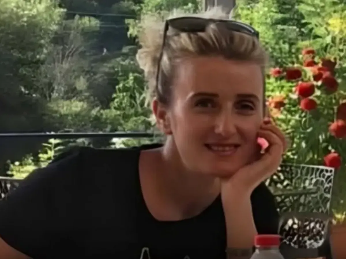 Mamma di due figlie scomparsa da 3 settimane: «Ama le sue bimbe, non se ne sarebbe mai andata così» - 