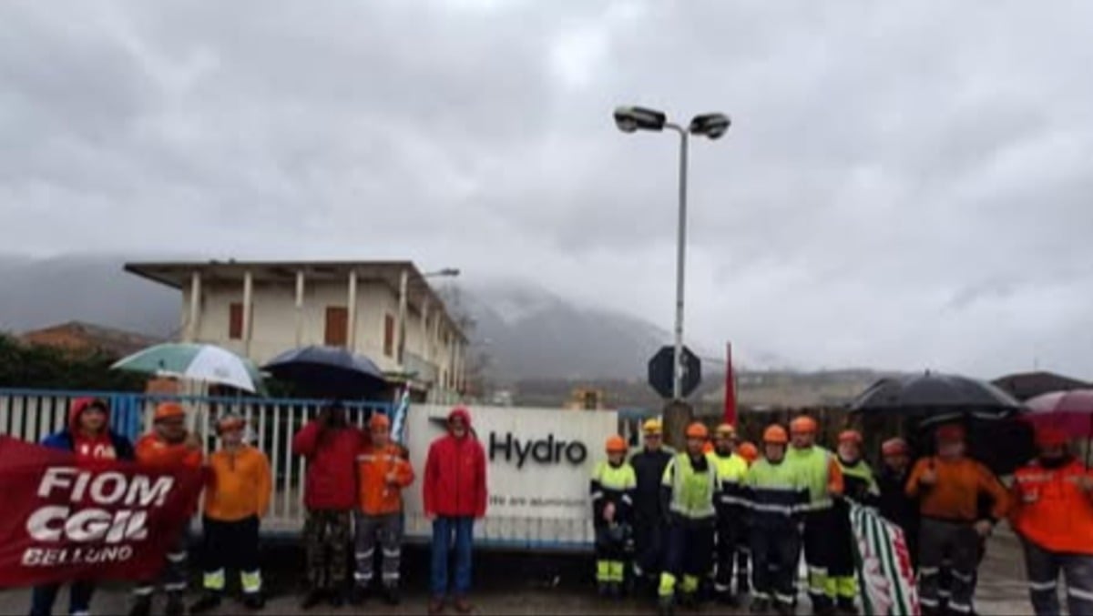 Hydro chiude i battenti a Feltre: a casa 115 lavoratori - 
