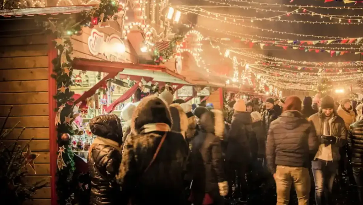 Un Natale che non dimenticherai: ecco il treno in Friuli che ti porta tra presepi e mercatini