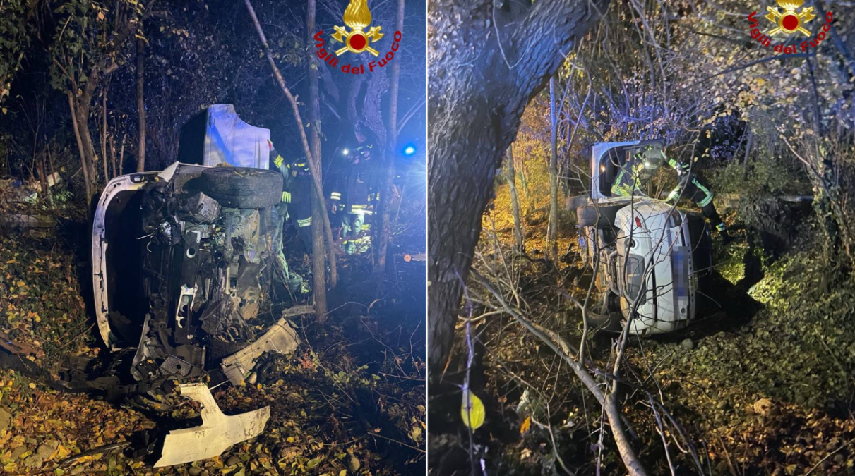 Auto esce di strada nella notte e finisce ribaltata nella boscaglia a lato strada: conducente miracolato - 