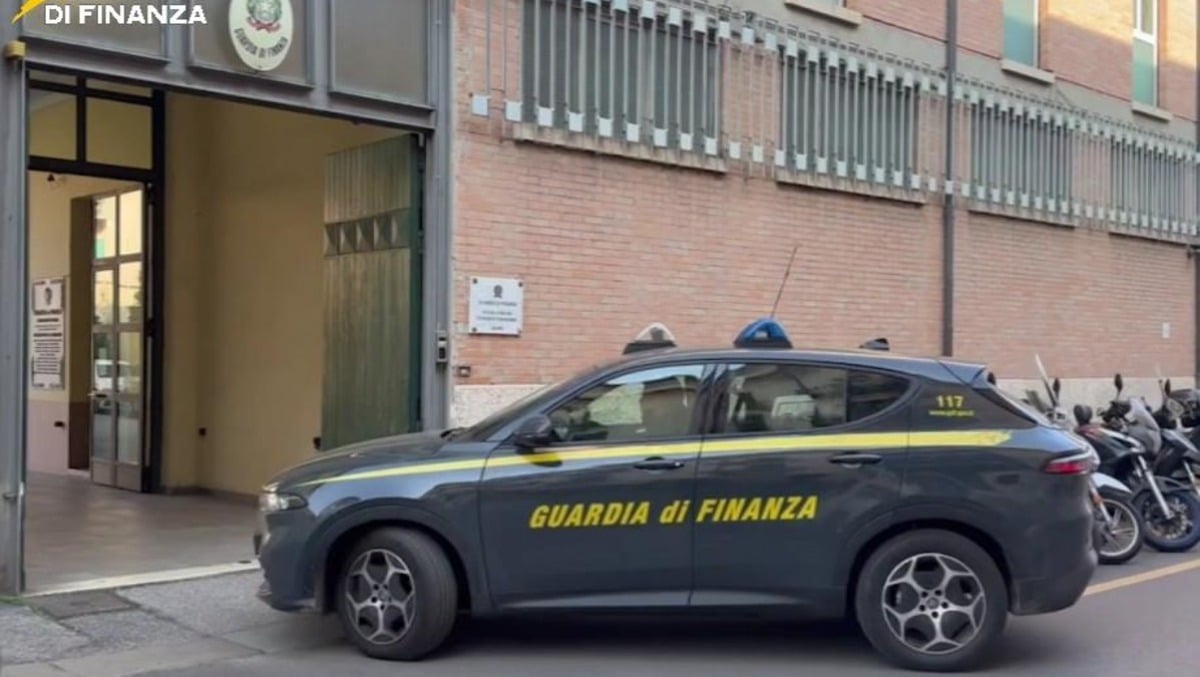 Vivevano nel lusso senza pagare le tasse: maxi sequestro e beni bloccati per due conviventi - 