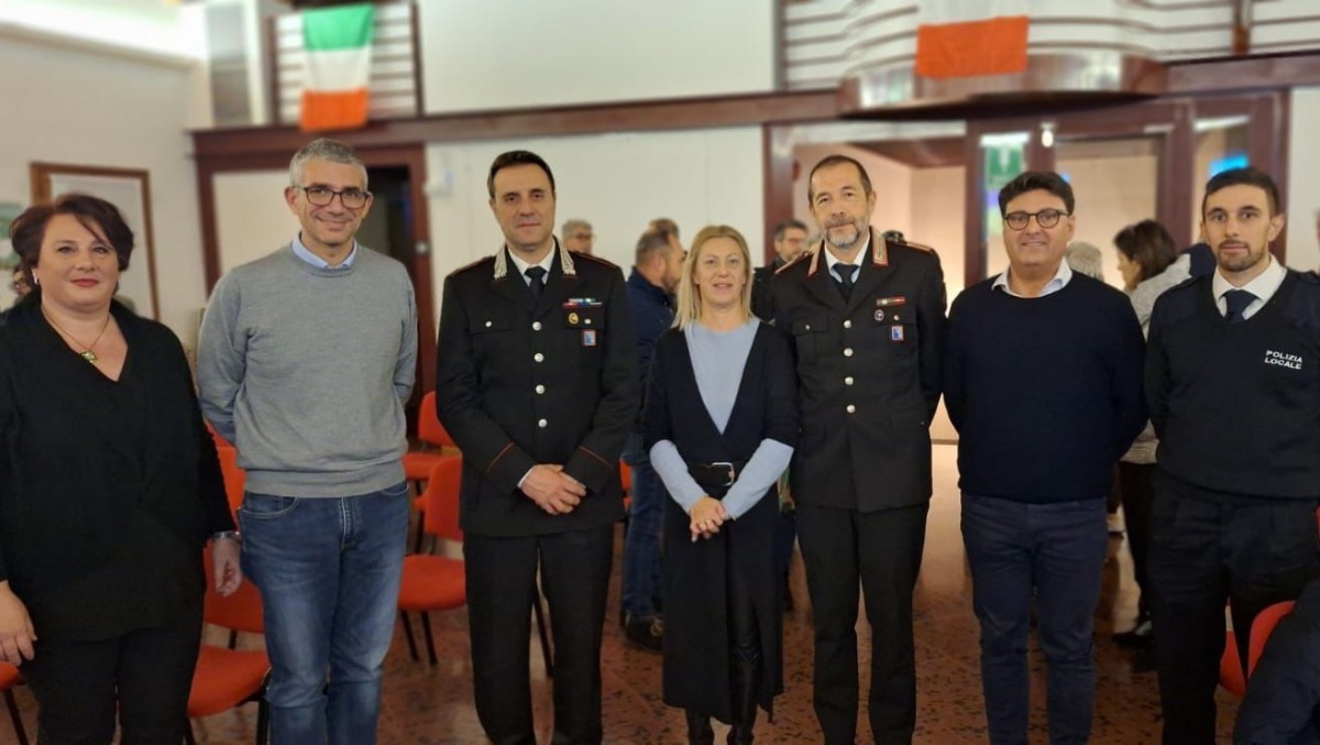 Pravisdomini, sala consiliare gremita per l’incontro informativo su truffe e furti - 
