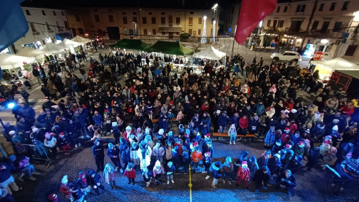 Santa Lucia arriva a Remanzacco: 8 dicembre tra laboratori, mercatini e il panettone gigante da 30kg  - 