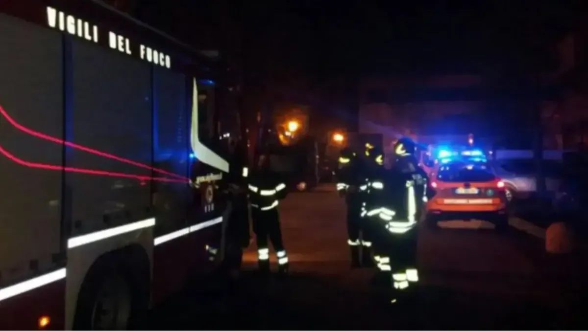 Fiamme in cantina nel cuore della notte: «Malfunzionamento della canna fumaria della stufa» - 