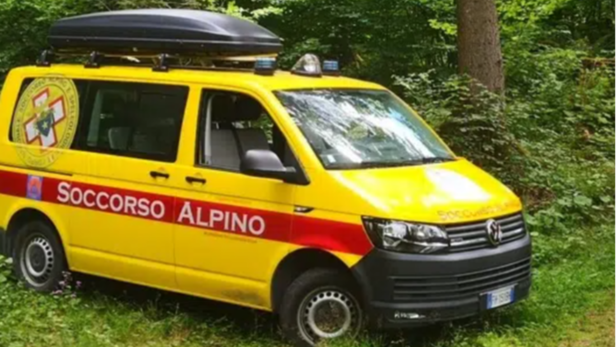 Scivola durante la discesa dal monte e si rompe un bracco: soccorso 58enne