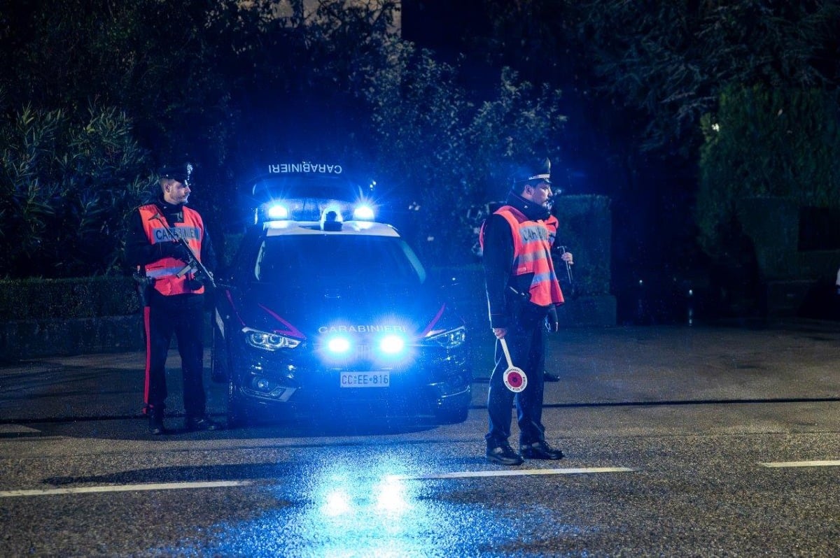Carabinieri eseguono custodia cautelare di un 41enne dopo aggressione in un locale - 