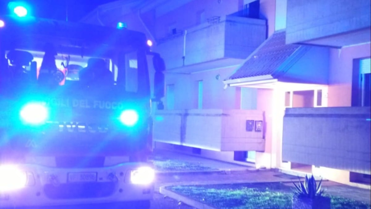 Paura nella notte a Gemona, incendio in casa: 4 persone in ospedale, 2 sono bambini - 