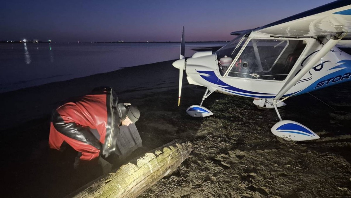 Guasto tecnico in volo: atterraggio d'emergenza per un ultraleggero - VIDEO - 
