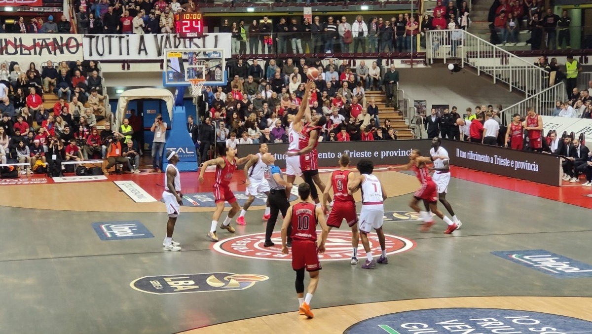 Basket LBA, Trieste-Reggio Emilia: la cronaca in tempo reale - 