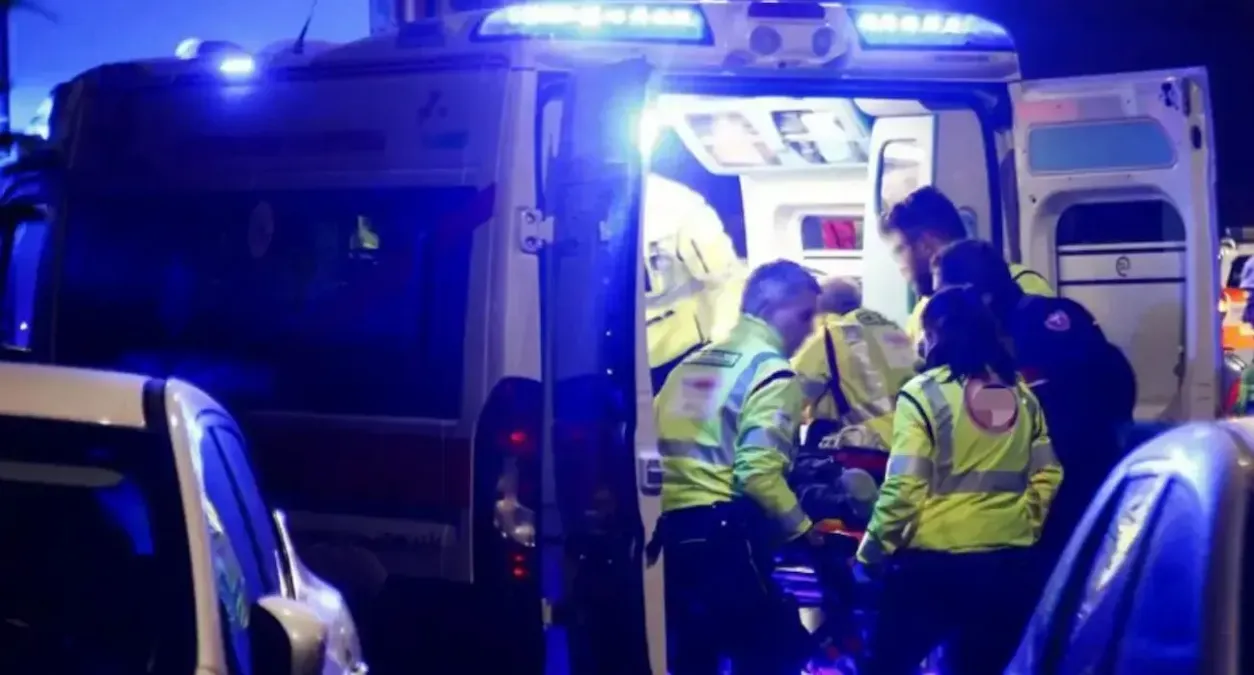 Lo trovano privo di sensi al volante del camion: muore a 57 anni - 