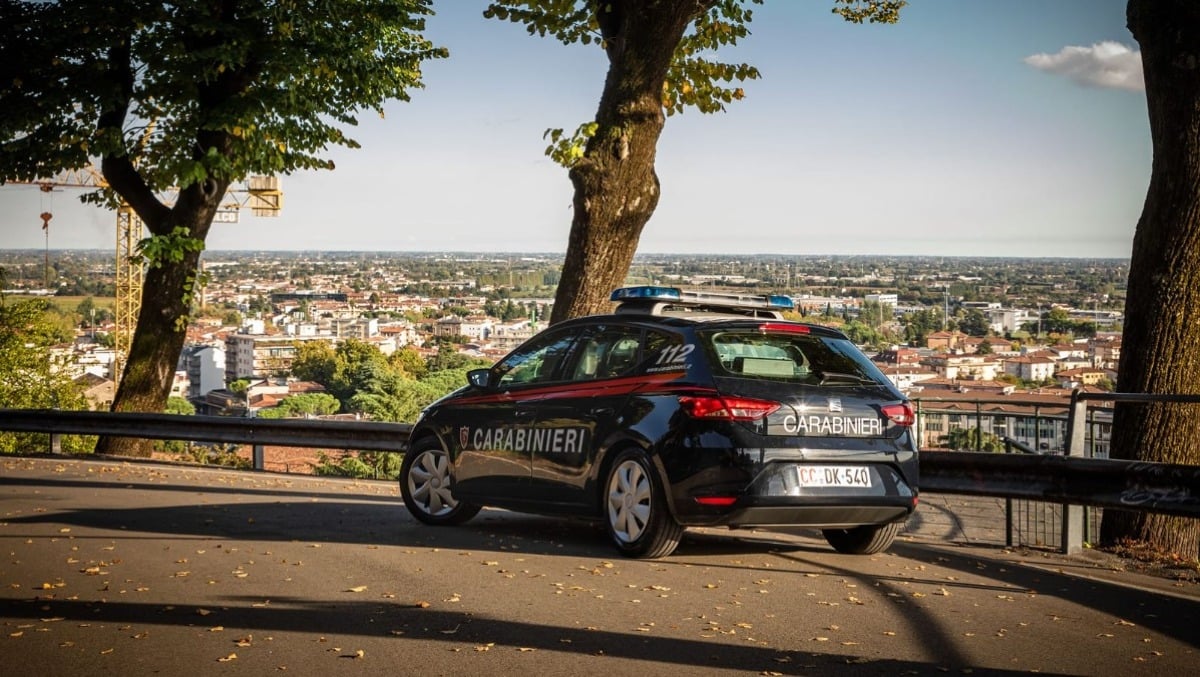 Ex primario immobilizzato a terra e derubato del Rolex: arrestato anche il secondo rapinatore  - 