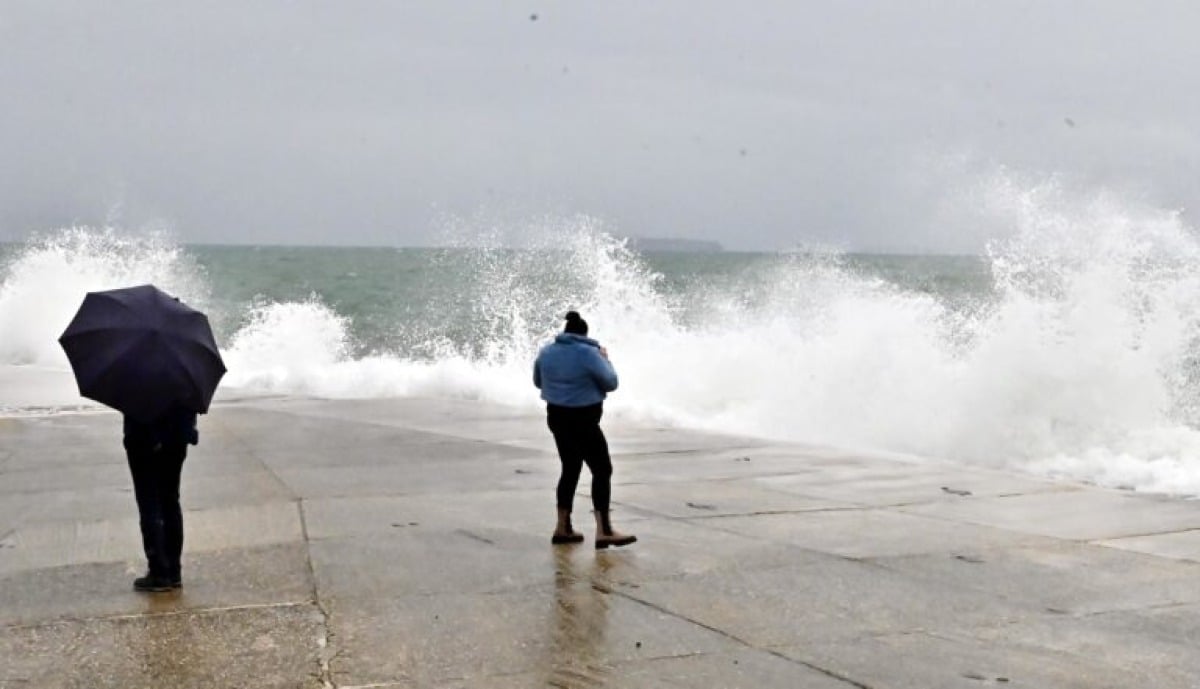 Bora fino a 120 km/h, scatta l’allerta meteo: «attenzione massima su costa e zone orientali» - 