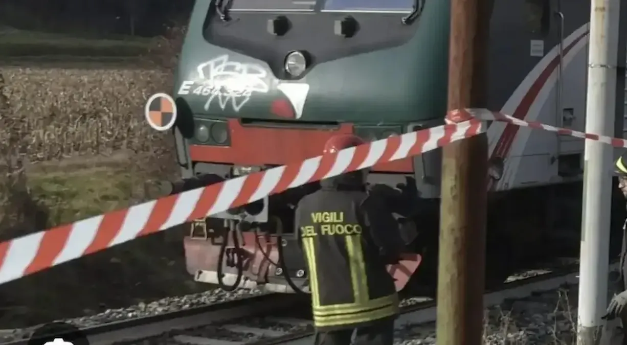 Operaio travolto da un treno mentre lavora: elitrasportato d’urgenza in ospedale - 