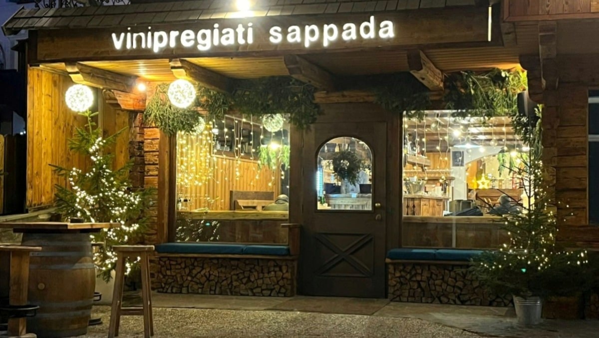 Buon bere e accoglienza: apre "Vini Pregiati Sappada" nel cuore del paese
