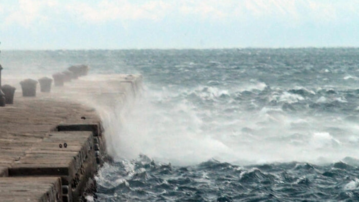 FVG, allerta bora anche per la Vigilia: le forti raffiche registrate finora - 