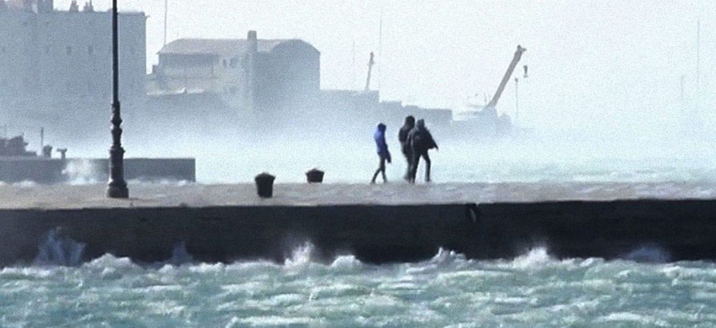 Bora oltre i 100km/h anche a Natale e neve a bassa quota: gli effetti sul FVG - 