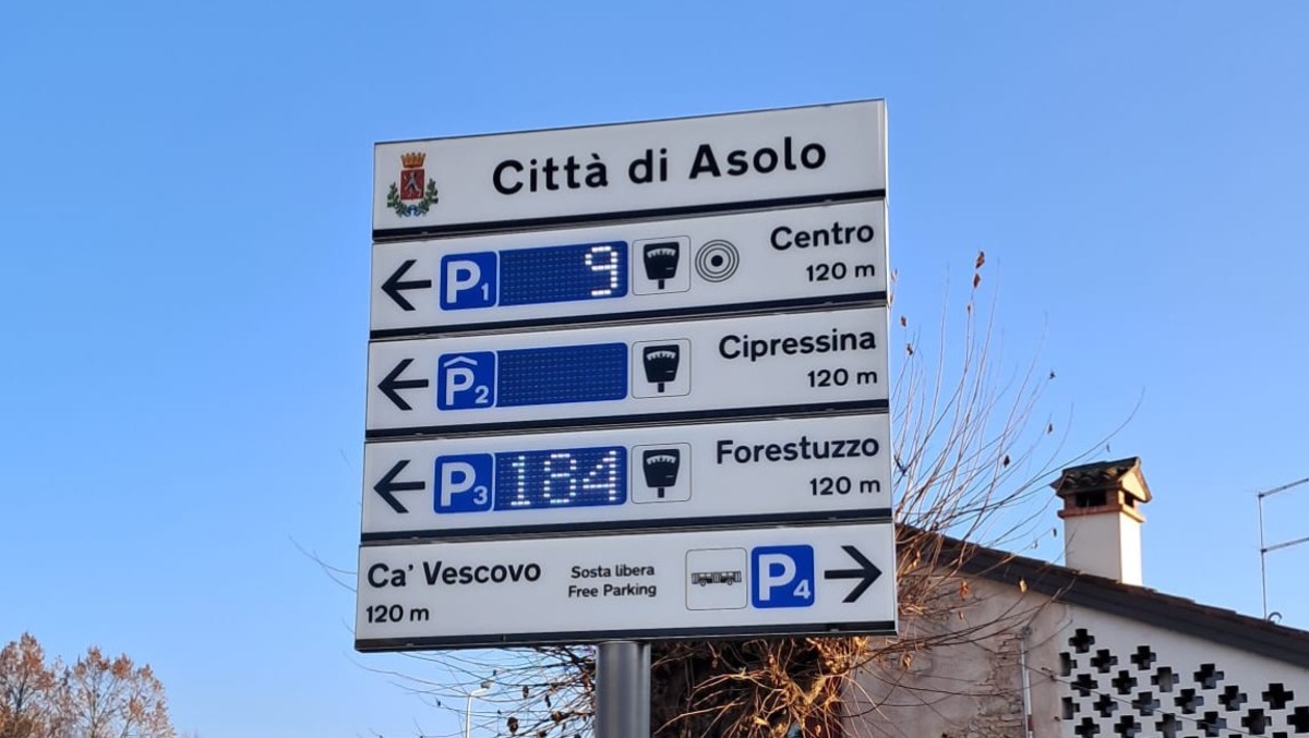 Asolo punta sulla mobilità intelligente: parte il nuovo sistema di Smart Parking - 
