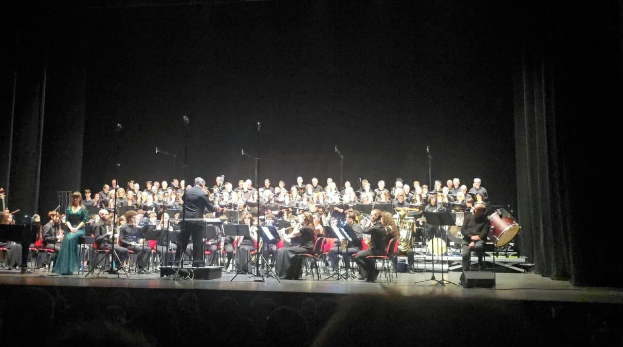 ANBIMA FVG, domani a Udine il grande concerto di fine anno con Raphael Gualazzi - 