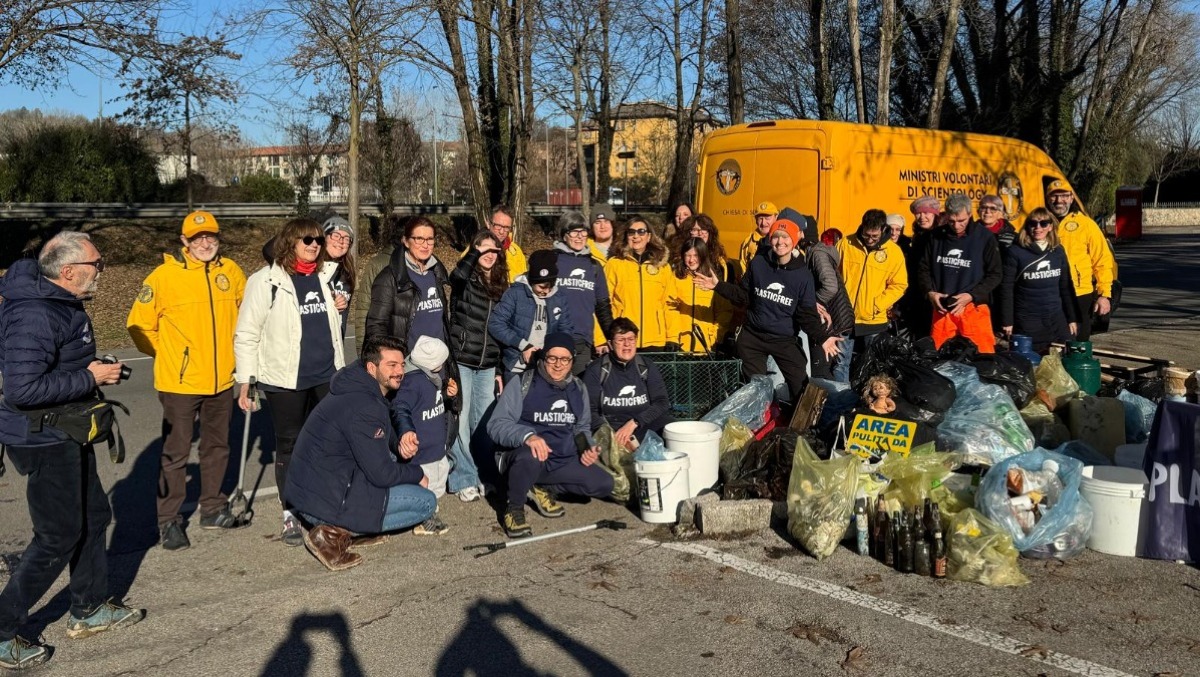 Ministri Volontari in prima linea per l’ambiente: raccolti decine di sacchi di rifiuti - 