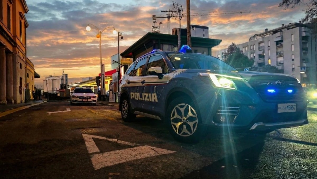 Calci e pugni a un 13enne per rubargli il telefono: gli aggressori hanno 14 e 16 anni - 