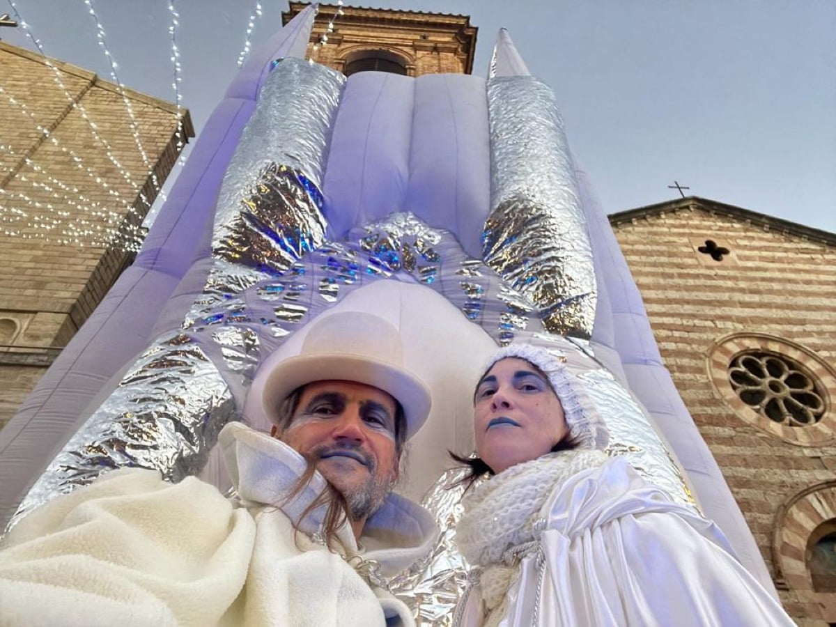 Aviano, “La Regina dei Ghiacci” chiude gli eventi natalizi con uno spettacolo da fiaba - 