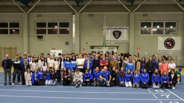 Atletica Malignani, un 2025 da ricordare: oltre 70 premi e tre maglie azzurre