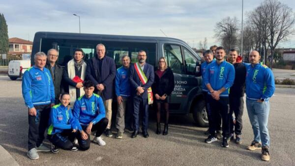 Porpetto inaugura il nuovo automezzo della Kayak Fiume Corno Fvg 