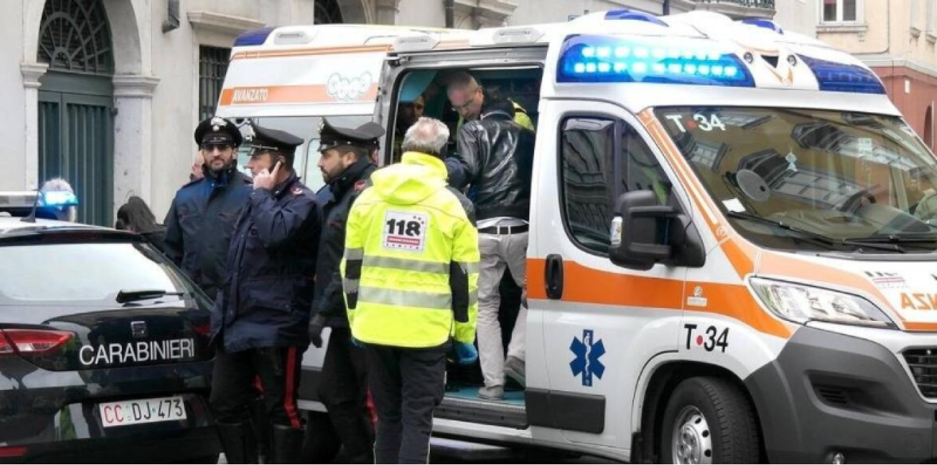 Trovata morta in strada: i vicini scoprono il corpo e chiamano i Carabinieri - 