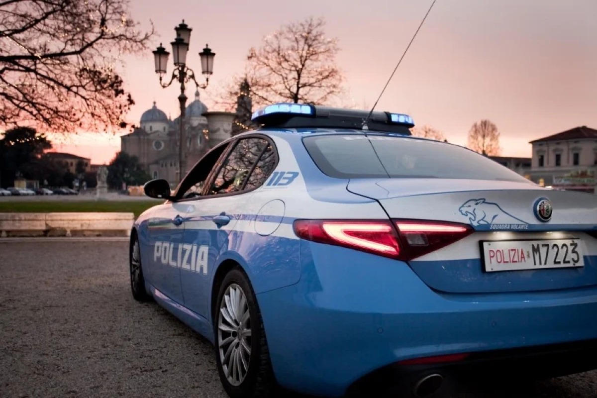 Appostamenti sotto casa dell'ex e minacce di morte: arrestato, aveva anche aggredito i sanitari - 