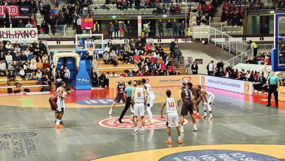 Trieste fallisce il match-point per i sedicesimi di BCL: passano con ampio merito i magiari - 