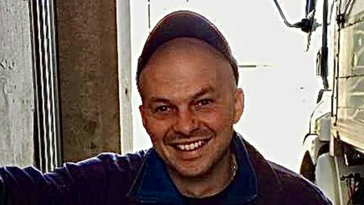 Stroncato a 46 anni da malore fatale sul lavoro: chi era Denis Zeggio - 