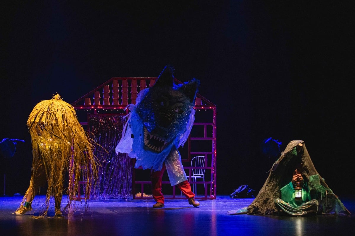 Teatro per famiglie a Portogruaro: i Tre porcellini diventano 333 e raccontano il nostro tempo - 