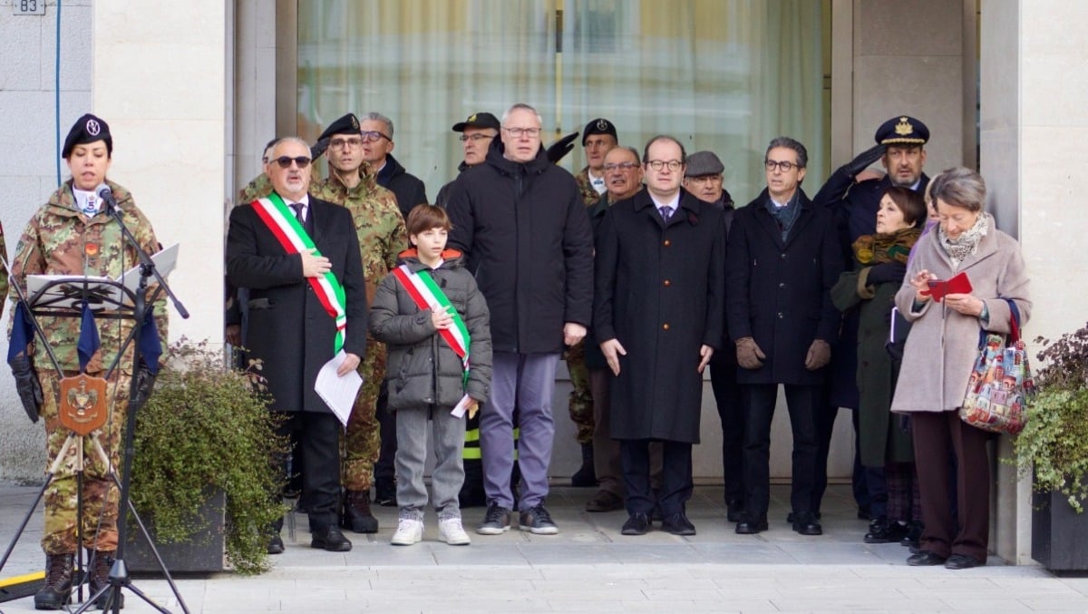 Codroipo saluta i Lancieri di Novara: in partenza per la missione di pace in Kosovo | FOTO - 