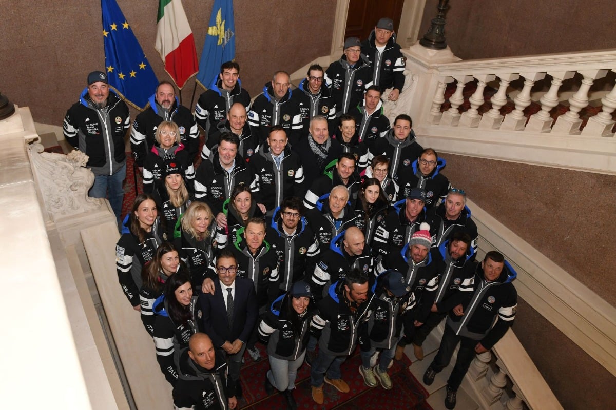 "Io Sono FVG", stessa divisa per i professionisti della montagna: «investiti oltre 300mila euro» - 