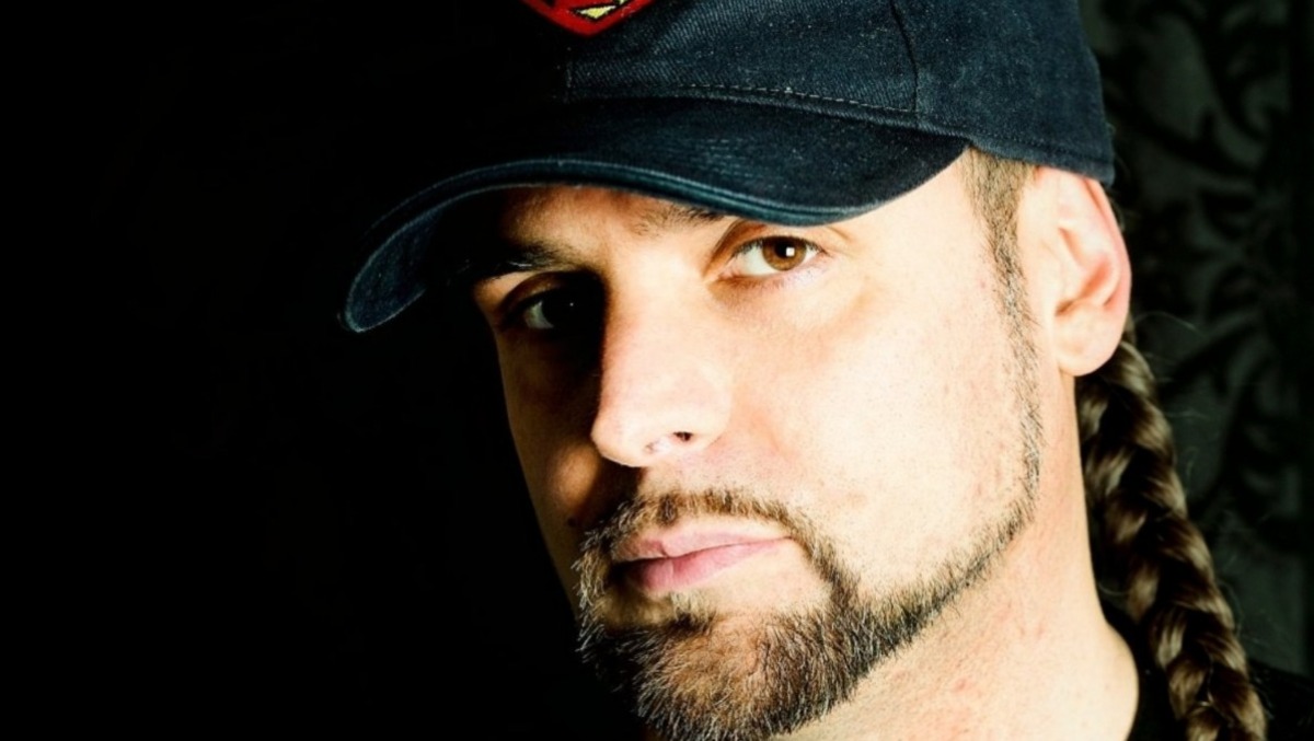 Dj Tubet infiamma il Circolo Nuovi Orizzonti: ecco l'evento a Udine - 