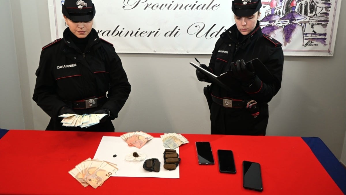 Beccati a smerciare hashish e marijuana in centro a Udine: arrestati in tre - 