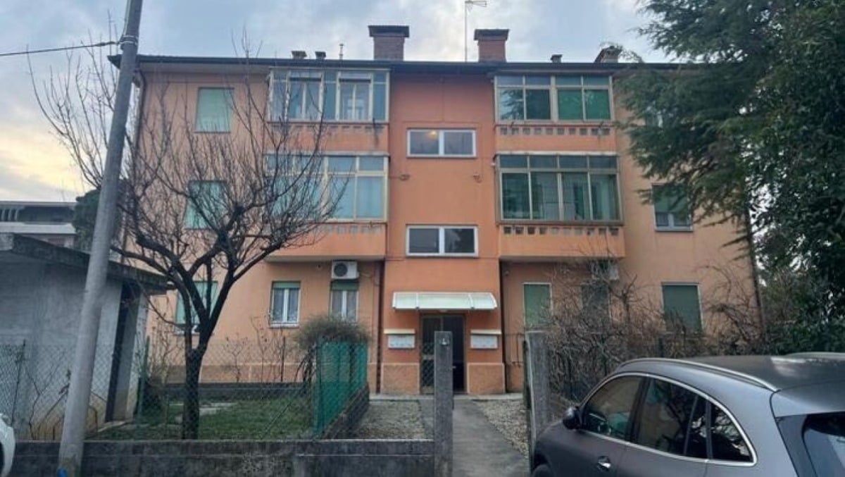 Trovati senza vita in casa a Pordenone: coniugi morti uno accanto all'altra dopo una vita insieme - Ansa