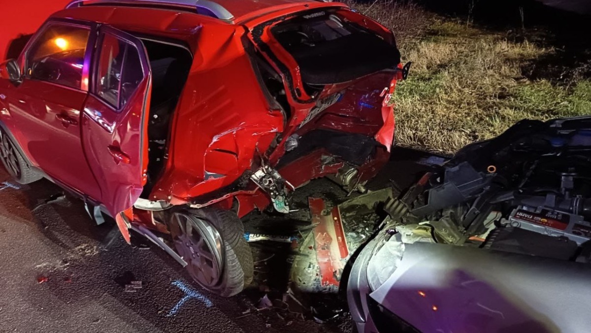 Tamponamento tra più auto a Udine: sei persone coinvolte, quattro in ospedale - 