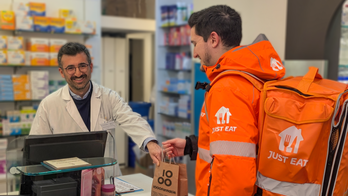 Farmaci a domicilio: parte il progetto pilota in sette città italiane, anche a Trieste - 