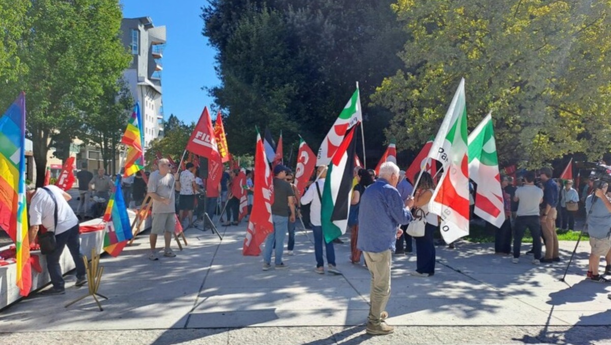 Pd Pordenone in piazza per l’Iran, Genovesi e Lo Cicero: «Solidarietà a un popolo oppresso» - Immagine di repertorio