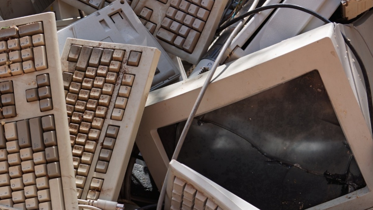 Rifiuti speciali elettronici, all’Immaginario Scientifico si impara a trasformarli in risorse - 