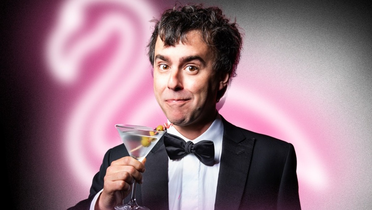 Luca Ravenna torna in FVG con “Flamingo”: risate e ironia nei teatri di Trieste e Udine - 