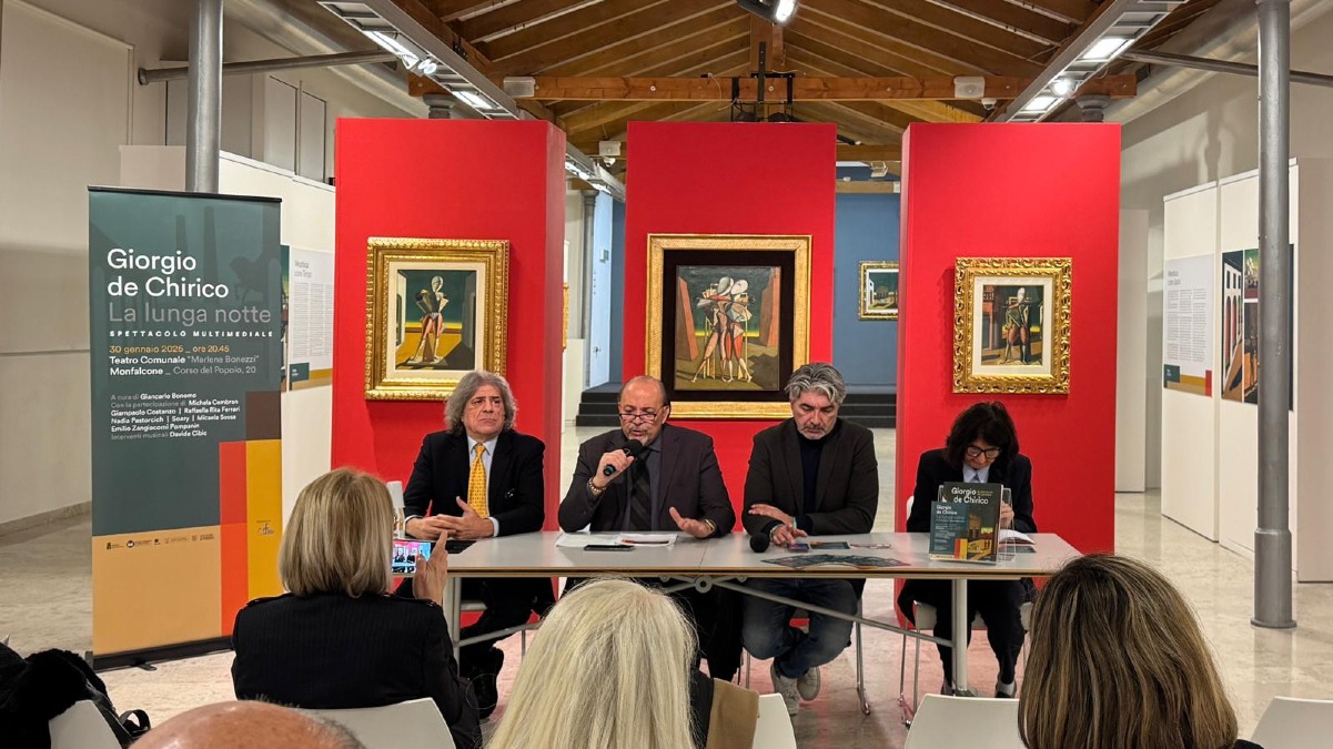 De Chirico sul palco di Monfalcone: arte, teatro e musica in uno spettacolo multimediale - 