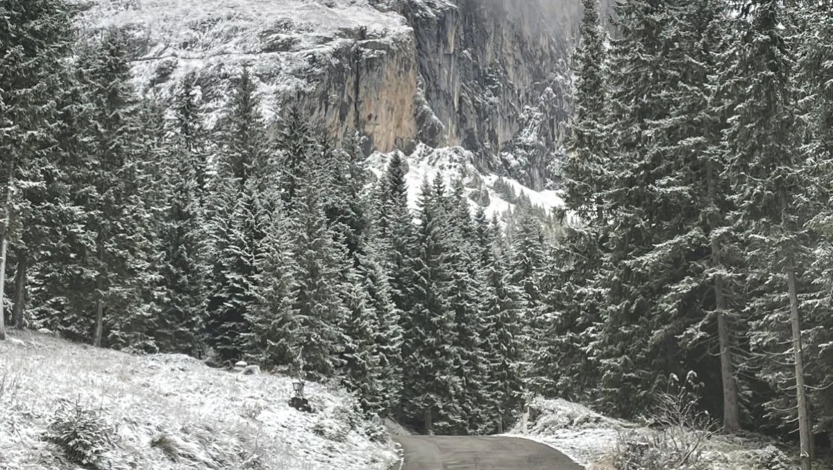 "Precipitazioni fino a 70 mm, neve abbondante in montagna e mareggiate": prosegue l'allerta meteo - 